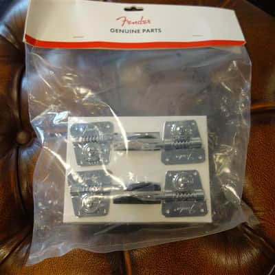 Fender Pure Vintage '70s Bass Tuning Machines set of 4 image 1