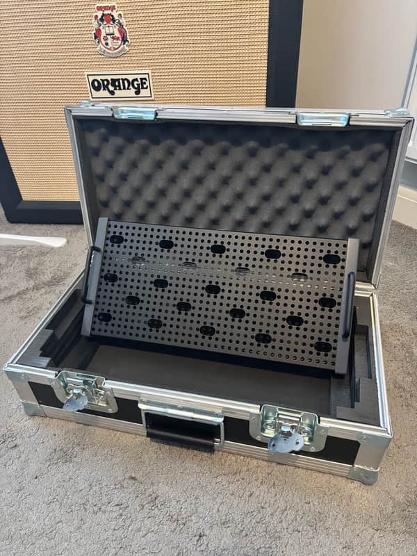 Temple Audio SOLO 18 GM Pedalboard 2010s - Gunmetal image 1