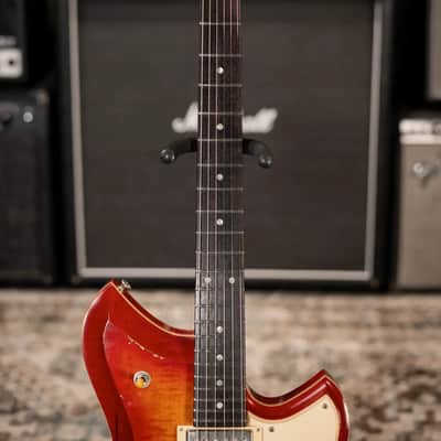 Novo Serus H2 Electric Guitar - Faded Cherry Burst with Gig Bag image 4