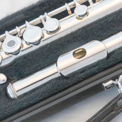 Yamaha YFL-261 Silver-plated Open-Hole Intermediate Flute *Overhauled New Pads image 5