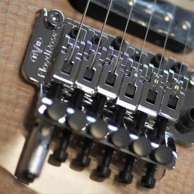 EVH Wolfgang® USA, 5A Flame Maple Top, Ebony Fingerboard - Natural image 17