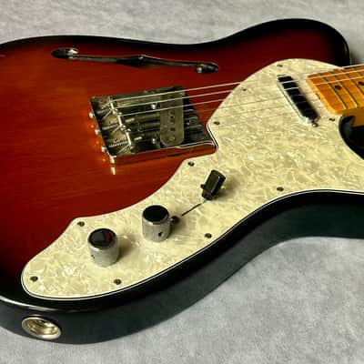 Fender American Vintage '69 Telecaster Thinline Reissue 2-Color Sunburst 2011 image 4