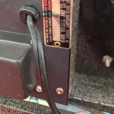 Silvertone 1457 Guitar and Amplifier 1965 - Red Sparkel image 10