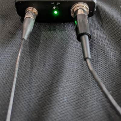 Shure QLXD4 (470 - 534 MHz) G50 System image 17