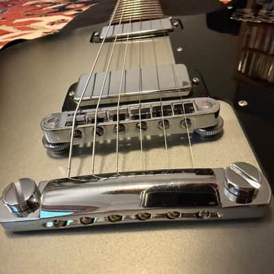 Gibson Firebird Studio '70s Tribute 2012 - 2013 - Satin Silver Burst image 3