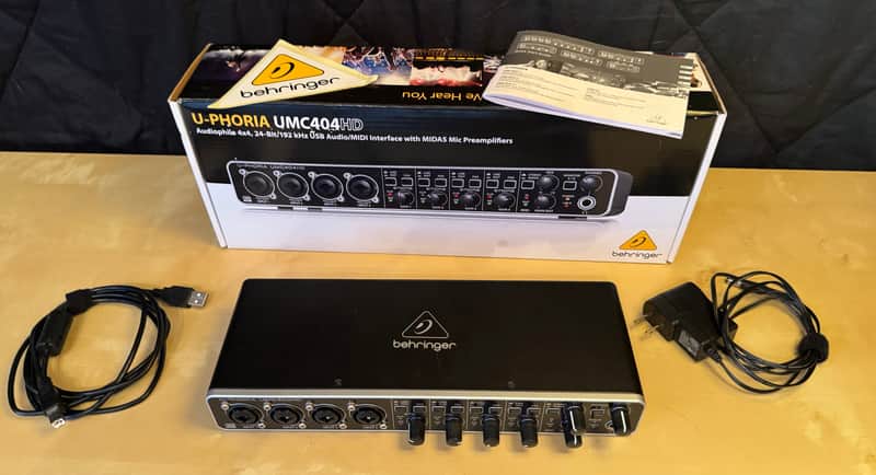 Behringer U-Phoria UMC404HD 4x4 USB Audio Interface 2015 - Present - Standard image 1