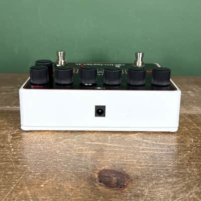 Electro-Harmonix Deluxe Big Muff Pi Distortion / Sustainer 2014 - Present - Black / Red image 7