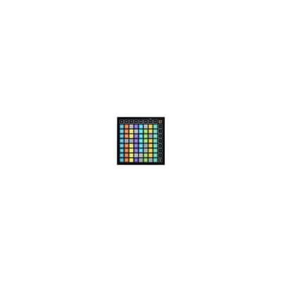 Novation Launchpad Mini MK3 Grid Controller with Headphones and USB Hub image 17