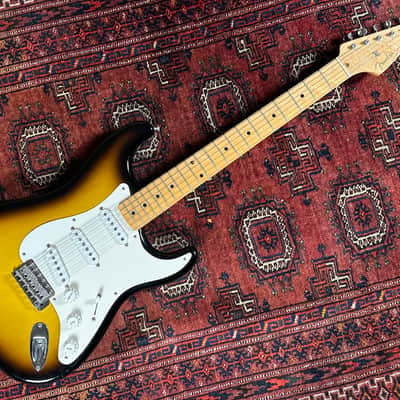 Fender Custom Shop '56 NOS Stratocaster 2001 Sunburst image 1