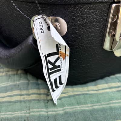 Collings OM / 000 Arched-Top Hardshell Case by TKL – OEM Case for OM/000 – Excellent Condition image 4