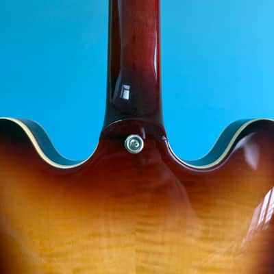 Epiphone ES-335 2022 - Figured Raspberry Tea Burst image 15