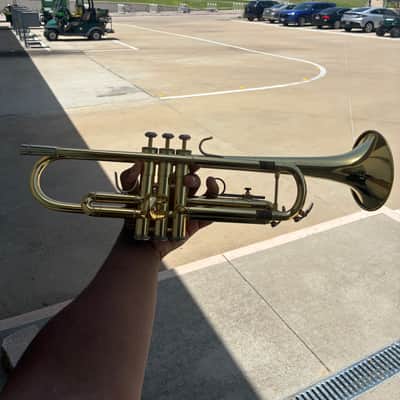 Bach TR300 Student Trumpet 2010s - Bronze image 2