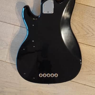 Fender Deluxe Series Zone Lyte Bass 2005 - Black EADGC strings image 11