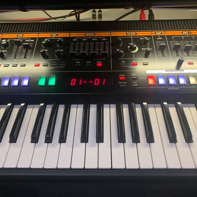 Roland Jupiter-X 61-Key Synthesizer 2019 - Present - Black