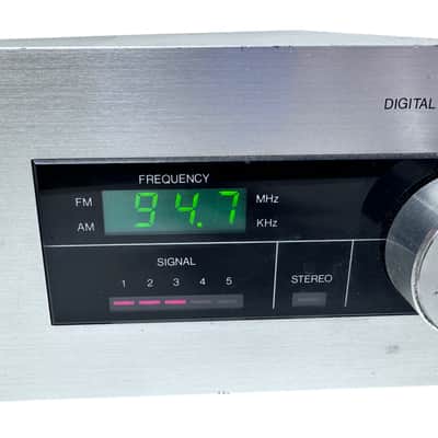 Realistic STA-720 Slimline Stereo Receiver Silverface Tested Phono Auto-Magic image 6