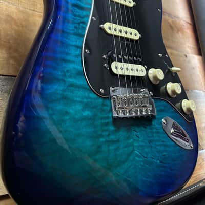 2022 Fender Limited Edition HSS Strat Plus Top Blue Burst w/case image 1