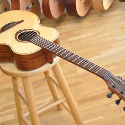 LAG Travel SPE Spruce Electro / Escapade Series / Acoustic-Electric Travel Size / 2111LT31956 Bild 3