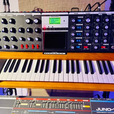 Moog Minimoog Voyager Performer Limited Edition 2015 with extras! image 10
