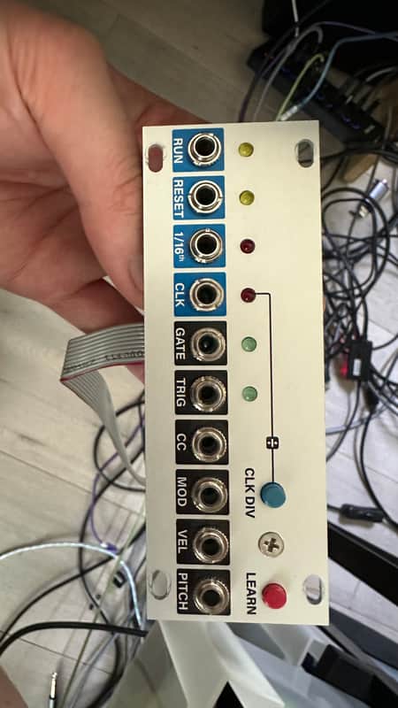 Intellijel uMIDI 1U MIDI Interface Eurorack Synth Module 2016 - 2019 - White image 1