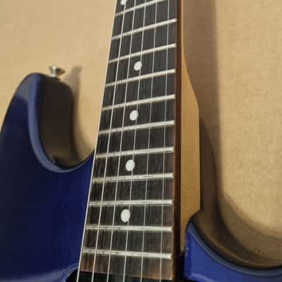 Squier Showmaster HSS Electric Guitar Reverse Headstock in Stratocaster Strat image 5