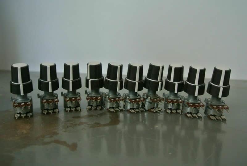 Lot of 10 ALPS 10K/250KA Dual Concentric Potentiometer W/ Knobs image 1