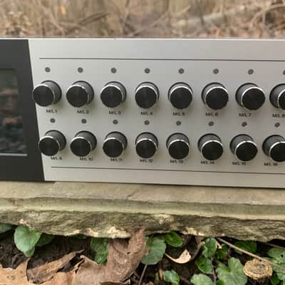 Antelope Audio Goliath Thunderbolt / USB / MADI Audio Interface 2010s - Silver image 4