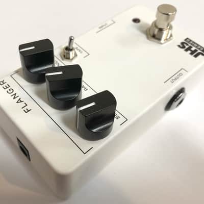 Used JHS 3 Series Flanger Guitar Effects Pedal image 3