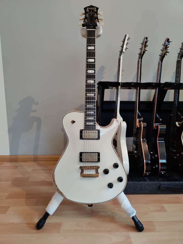 Knaggs Kenai T - Creme Relic image 1