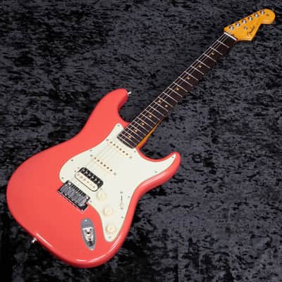 FENDER American Ultra Luxe Vintage 60s Stratocaster HSS Fiesta Red [US25007572] (06/15) image 4