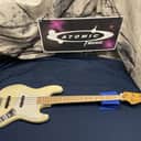 Fender American Vintage '74 Jazz Bass 4-string J-Bass - modified: active electronics 2013 - Olympic White / Maple