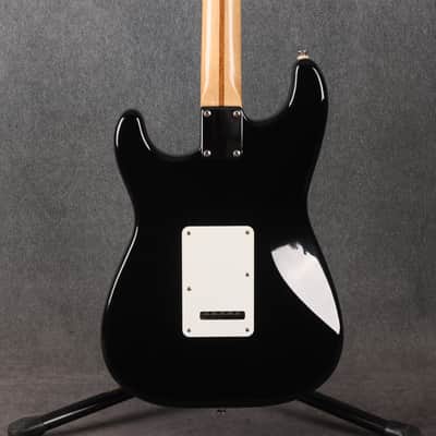 Fender Mexican Standard Stratocaster - Black - 2nd Hand (169786) image 6