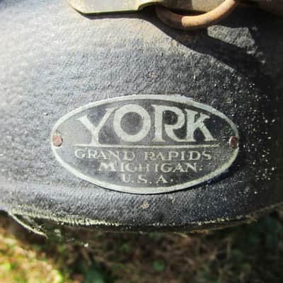 York Alto Saxophone, 1920's, Original Case, Needs Overhaul image 13
