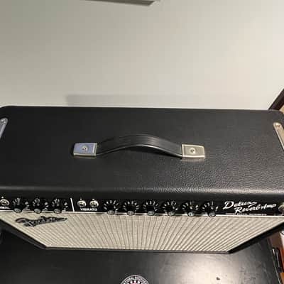 Fender '65 Deluxe Reverb Reissue 22-Watt 1x12" Guitar Combo 1994 - Present - Black image 2