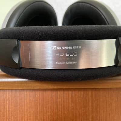 Sennheiser HD 800 Headphones image 12