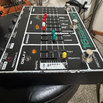 Electro-Harmonix 16 Second Delay 2000’s - Multicolor image 2