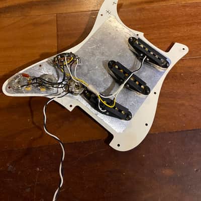 Genuine Fender MIM Strat Standard Pickups White Parchment Stratocaster image 4