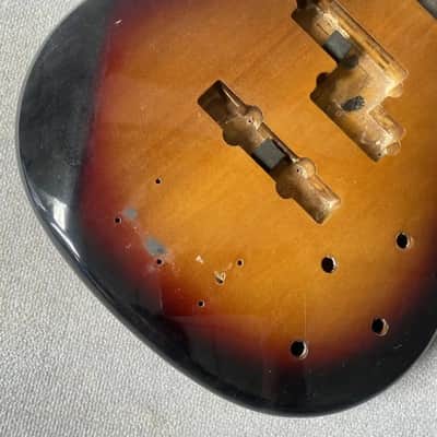 Tobacco Burst 4 String Bass Basswood Body image 4