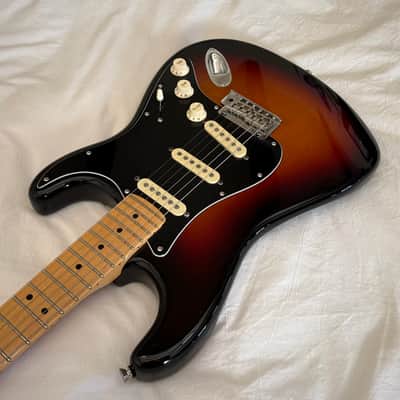 2015 Fender American Standard Stratocaster 3-Color Sunburst - Free Pro Setup image 6