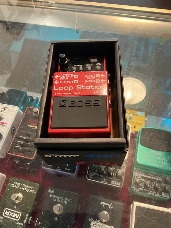 Boss Loop station RC-3 2020’s - Red image 1