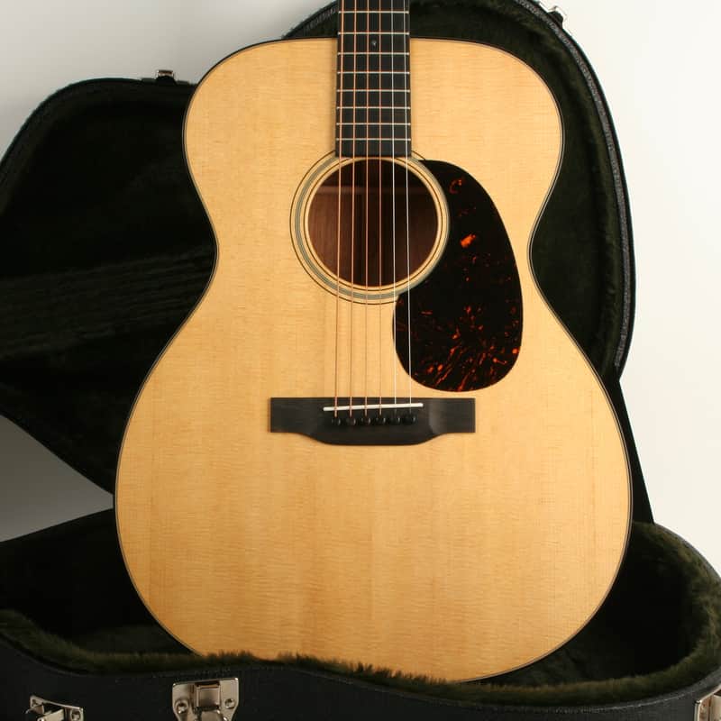 Martin 000-18 Standard Series 3040434 image 1
