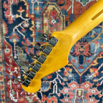Fender USA Stratocaster 3 Tone Sunburst w/TBX - 1987 image 15