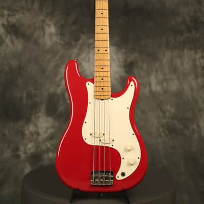 1983 Fender Bullet Bass Deluxe B-34 long scale Red image 2