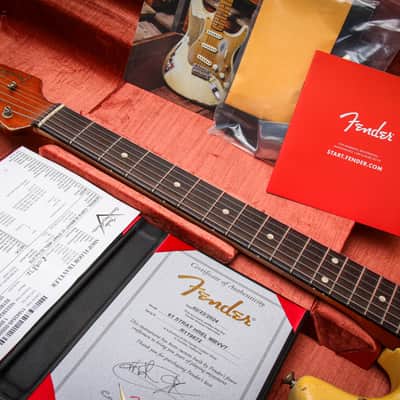 FENDER USA Masterbuilt '61 Reissue Stratocaster Heavy Relic *Vincent Van Trigt " Vintage White + Rosewood" (2024) image 3