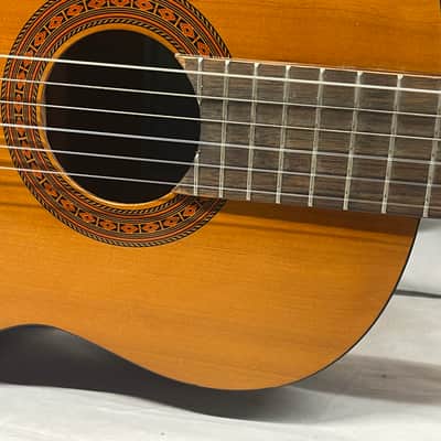 Yamaha C40 Classical Acoustic Guitar image 6
