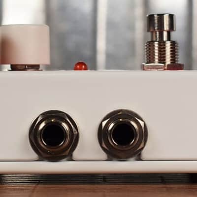 Electro-Harmonix EHX Nano POG Polyphonic Octave Generator Guitar Effect Pedal image 6