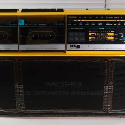 1988 Vintage Magnavox D8300 D-8300 22' x 11' Large Boombox Dual Cassette AM/FM Stereo AUX 5-Way Speakers Portable or AC Excellent image 9