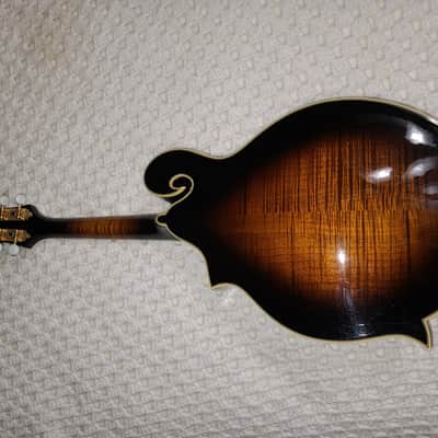 Kentucky KM   DAWG Mandolin ( Very Rare / Hard To Find.)  Sunburst image 2
