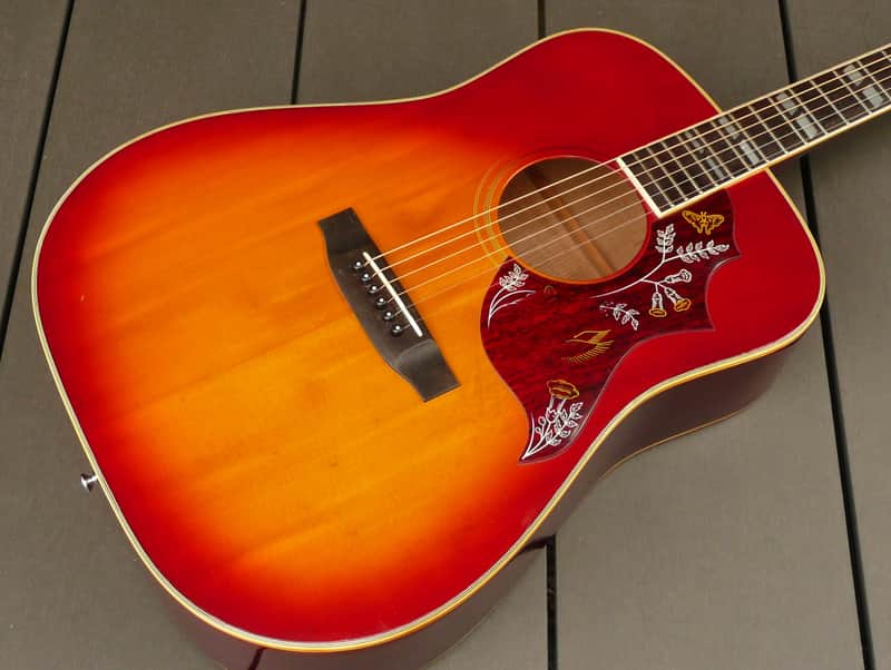 Mountain W250H by Hayashi Gakki Mid 70's Red Sunburst Humming Bird