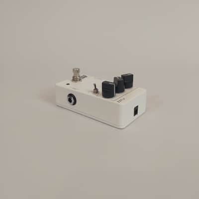 JHS 3 Series Fuzz Pedal image 7