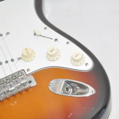 Fender Japan ST62(3TS)'62 StratocasterElectric Guitar Ref. No 7315 image 4